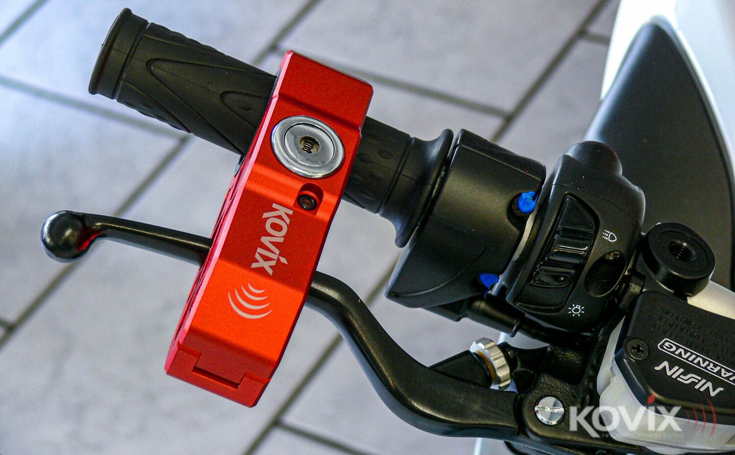 <span style="font-weight: bold;">блокировка руля с сигнализацией</span>